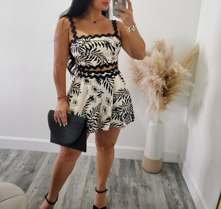 SHORT SET