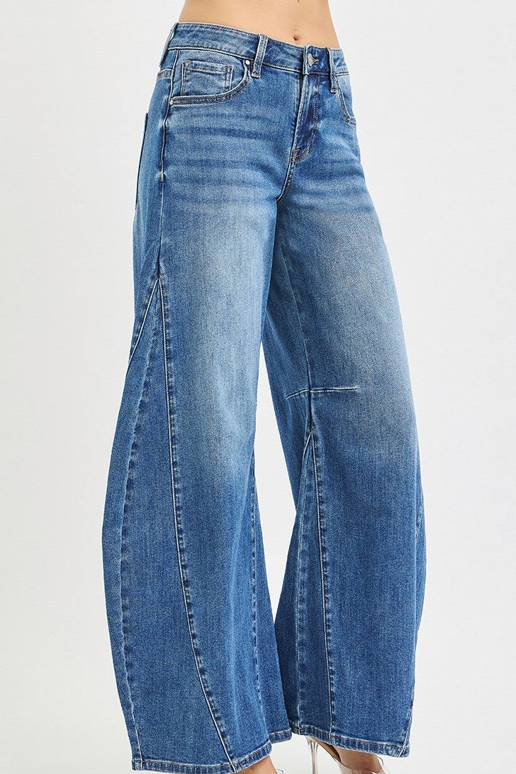 CURVY SIDESEAM BARREL JEANS