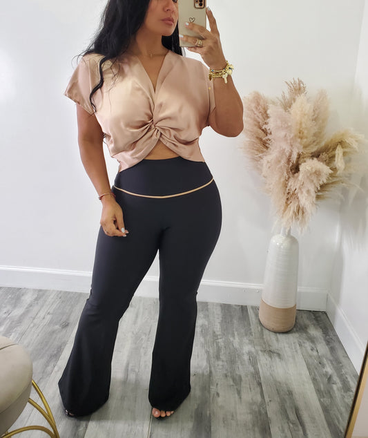 Regina Top