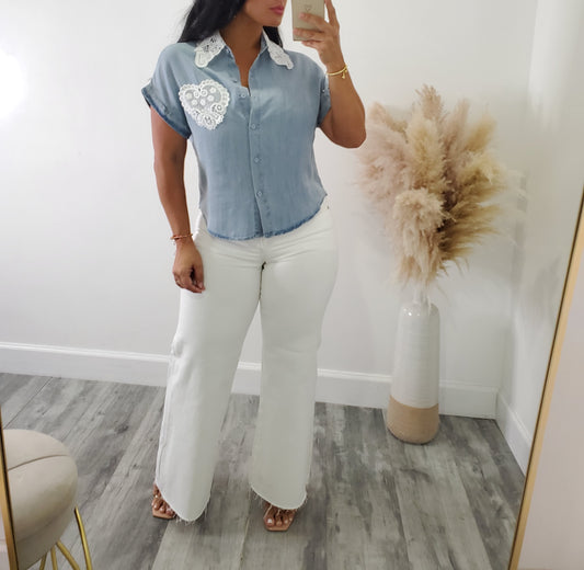 White heart top
