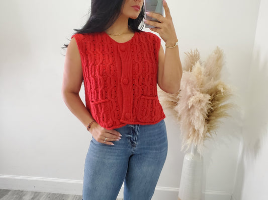 MISS VEST TOP