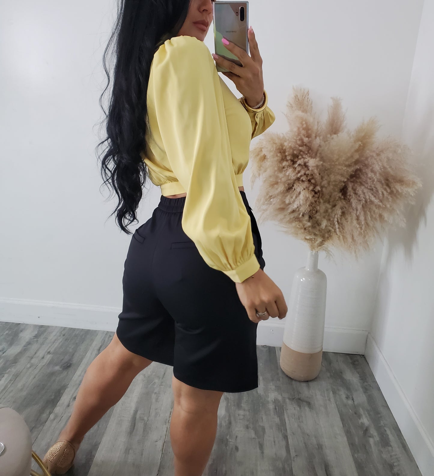 OLIVIA SHORT