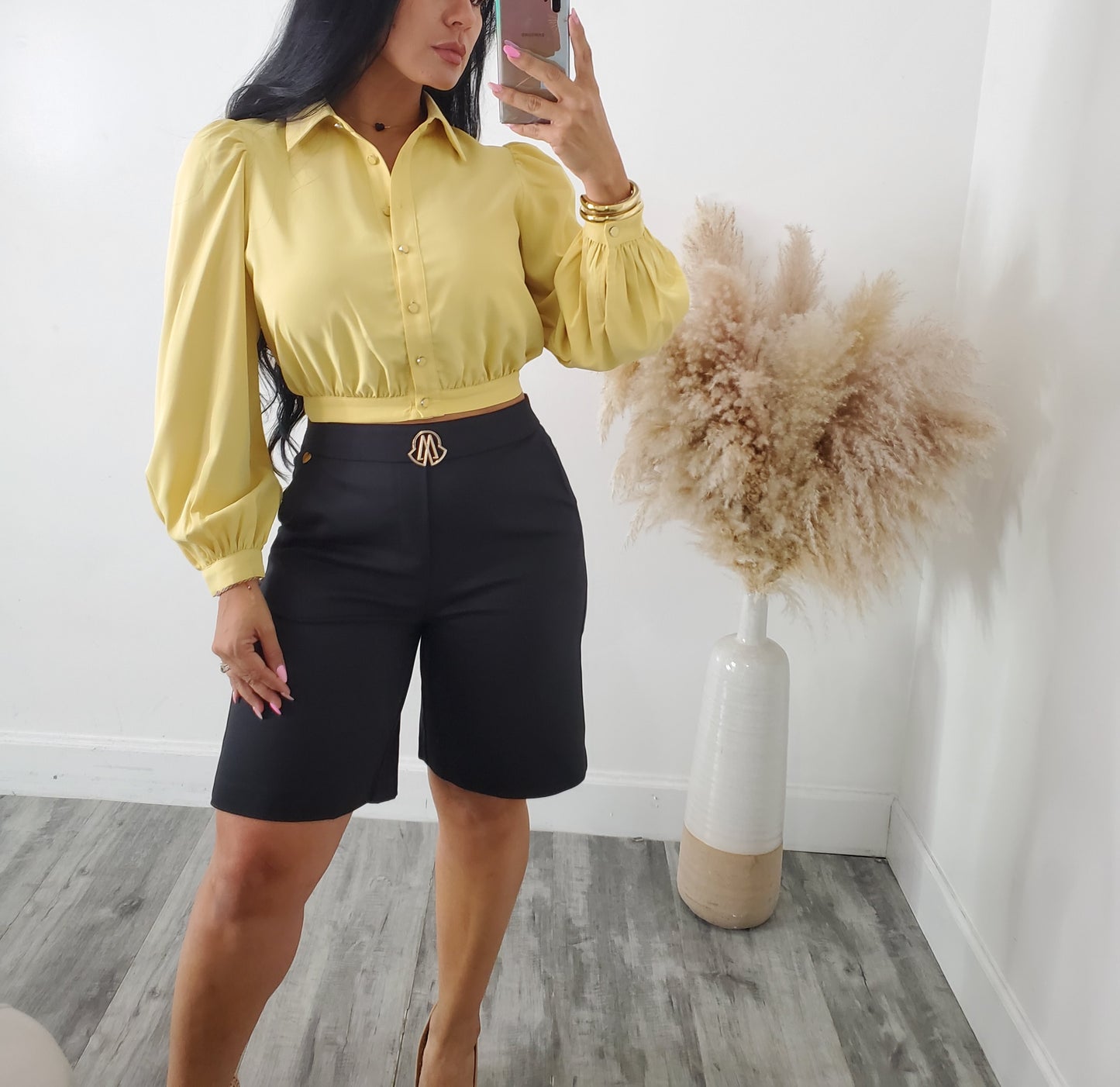 OLIVIA SHORT