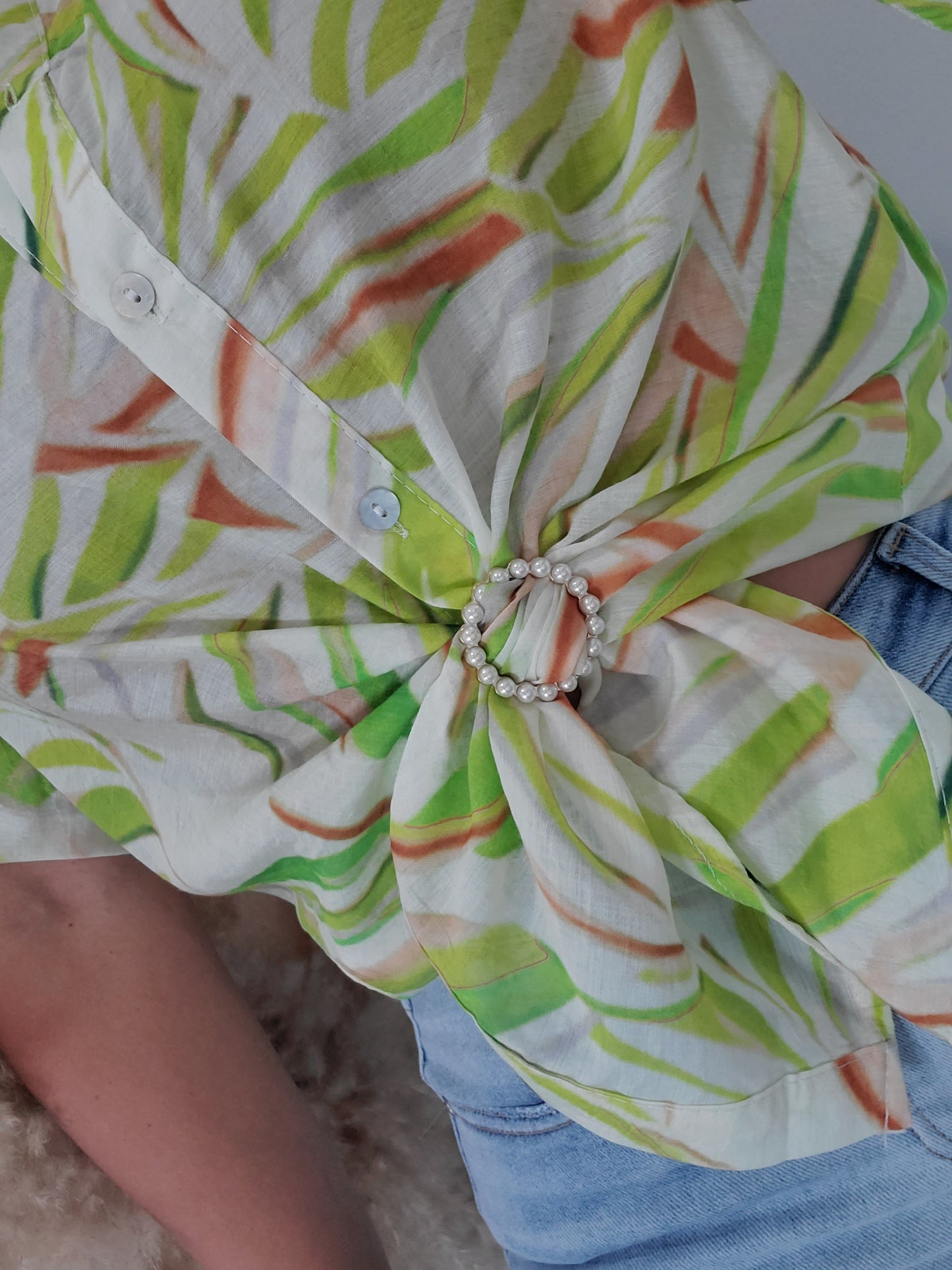 SASSY BLOUSE