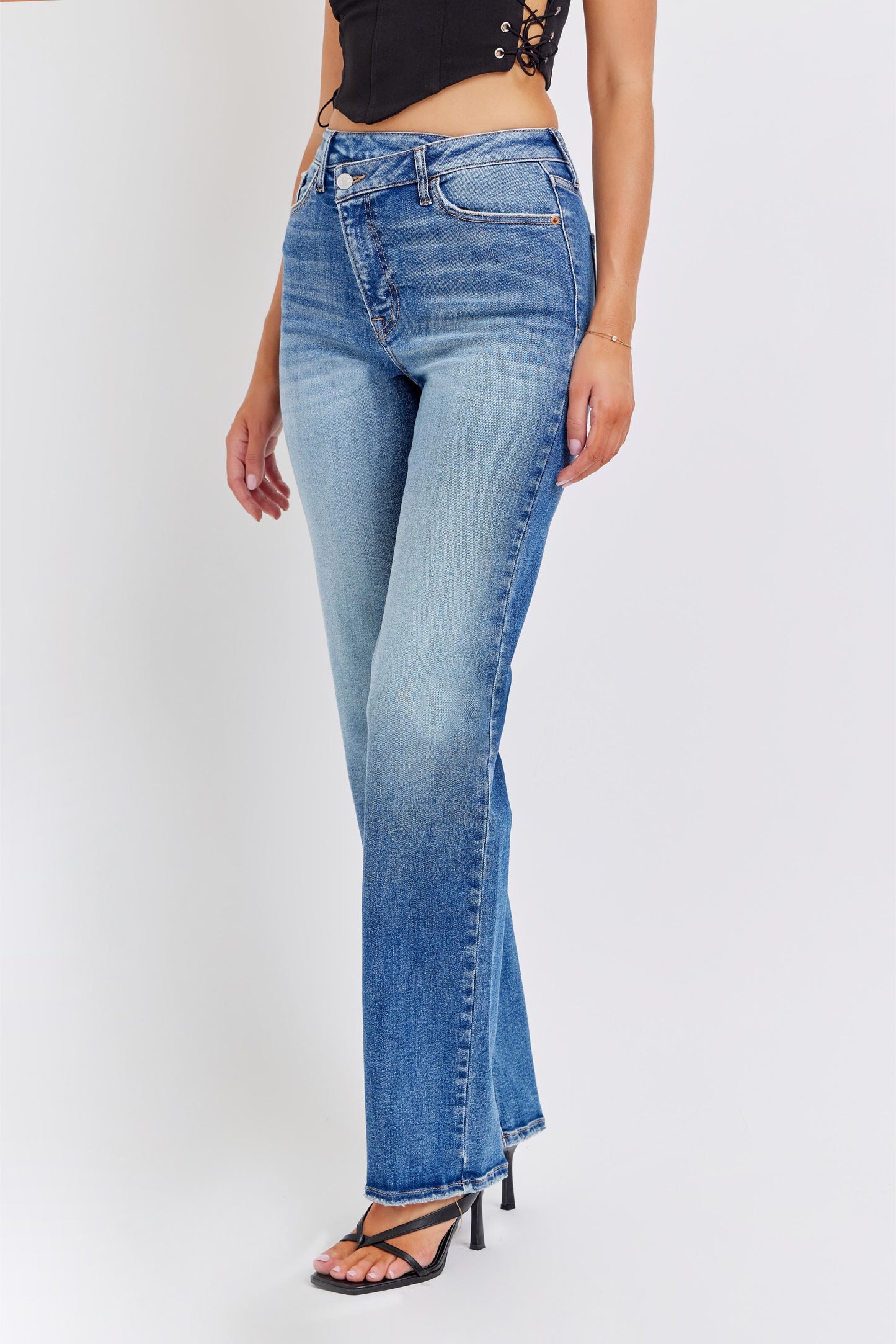 NADIL HIGH WAISTED JEANS