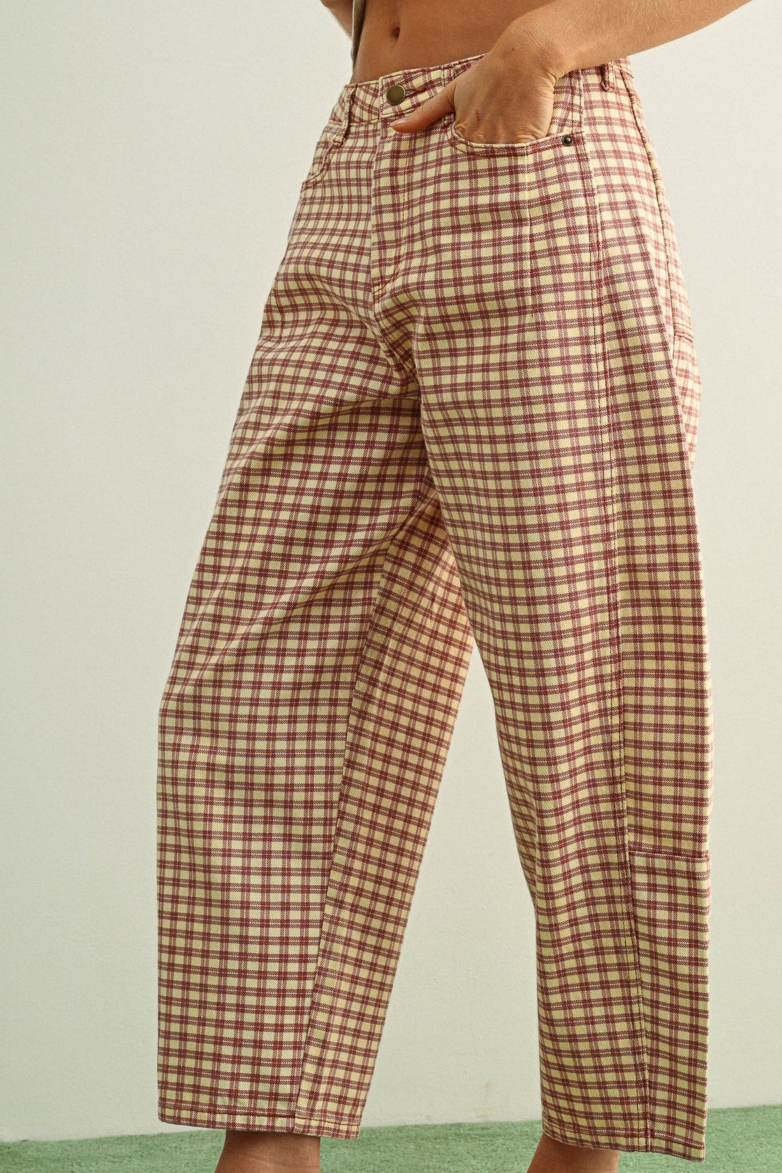 LALA BARREL PANTS
