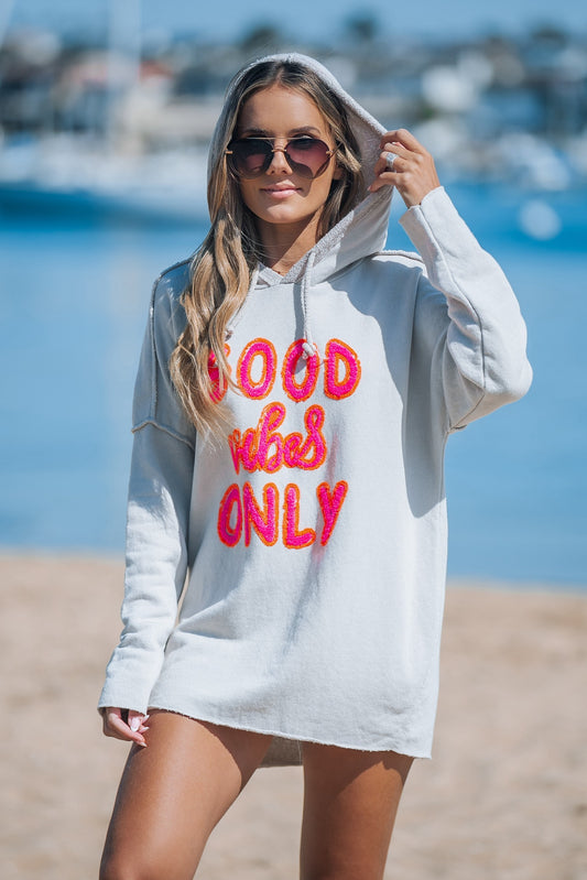 GOOD VIBES SWEATER