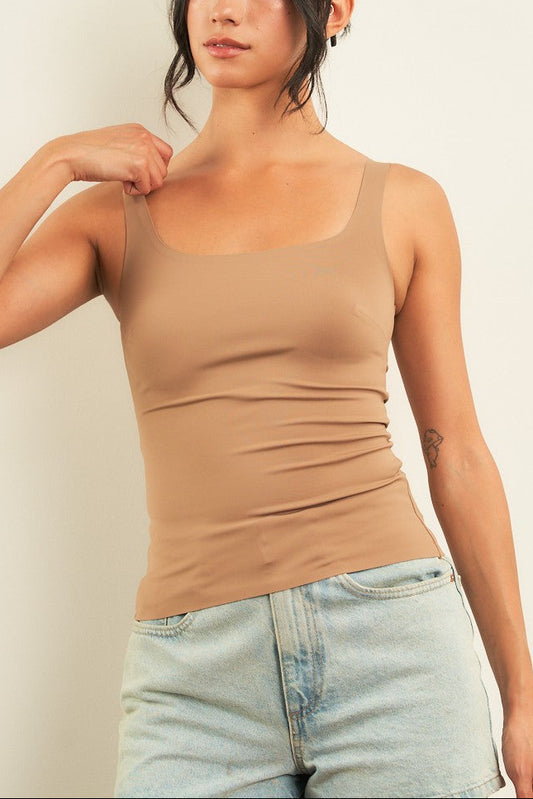 BASICS TOP SQ