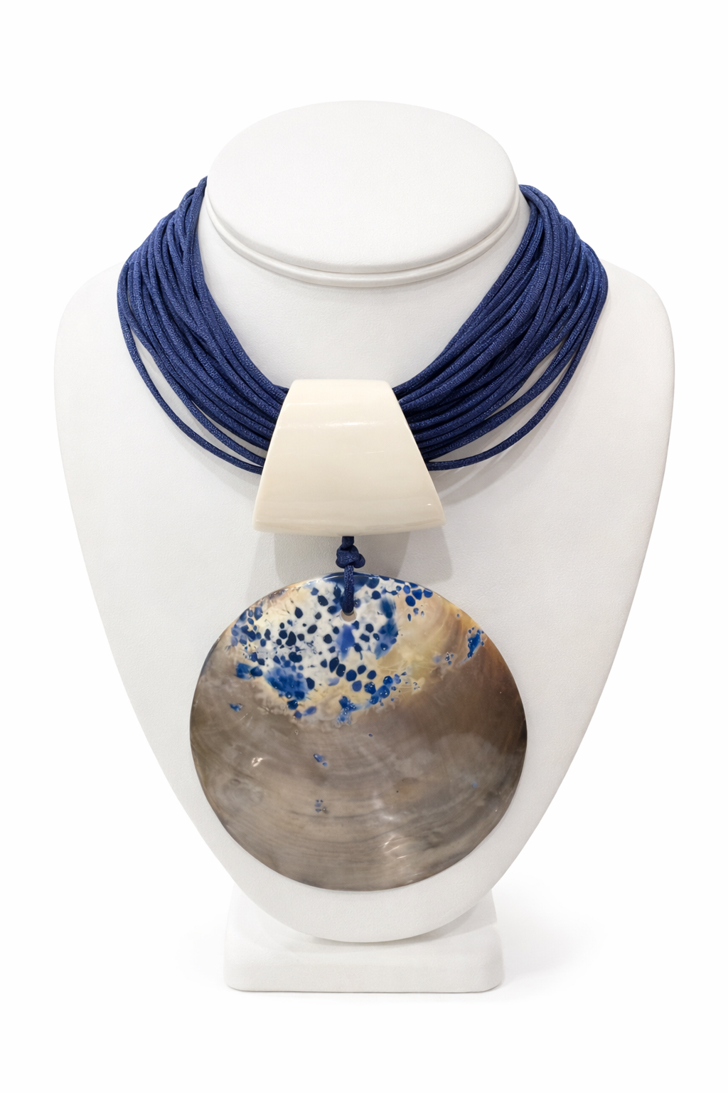 EXOTIC NECKLACE