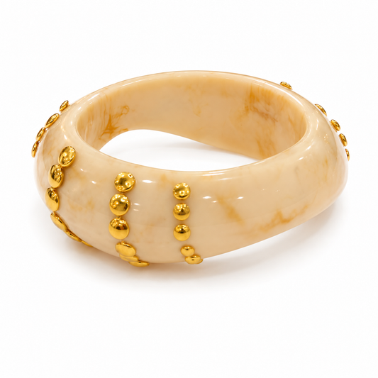 TACHES BANGLES