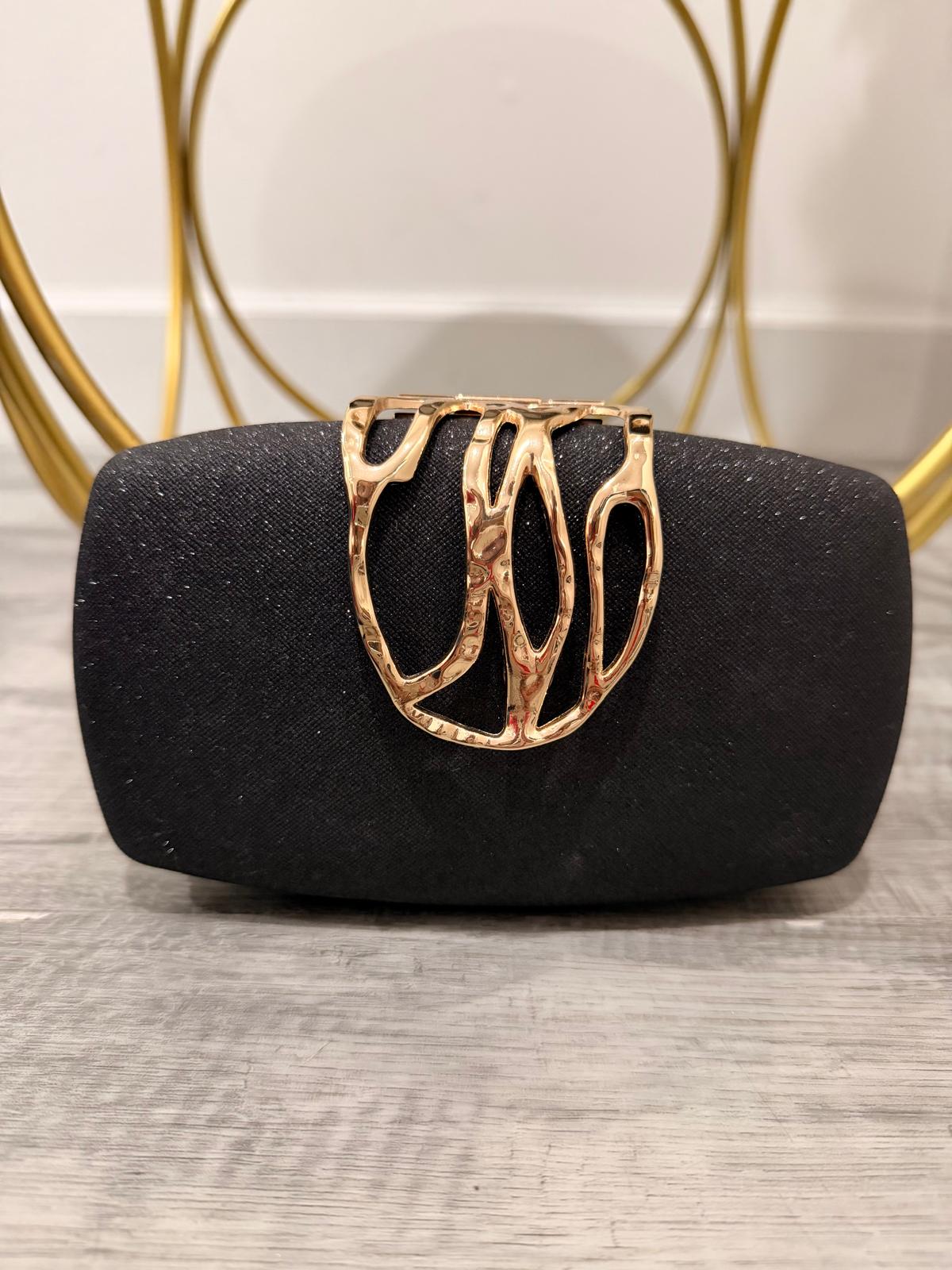 RUSTIC CLUTCH