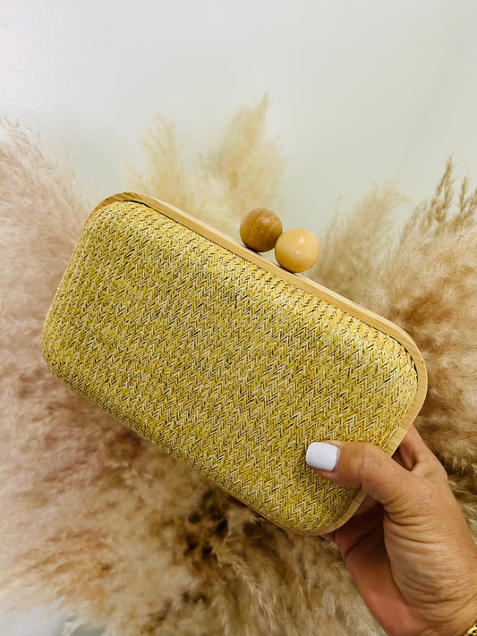 GLAM CLUTCH