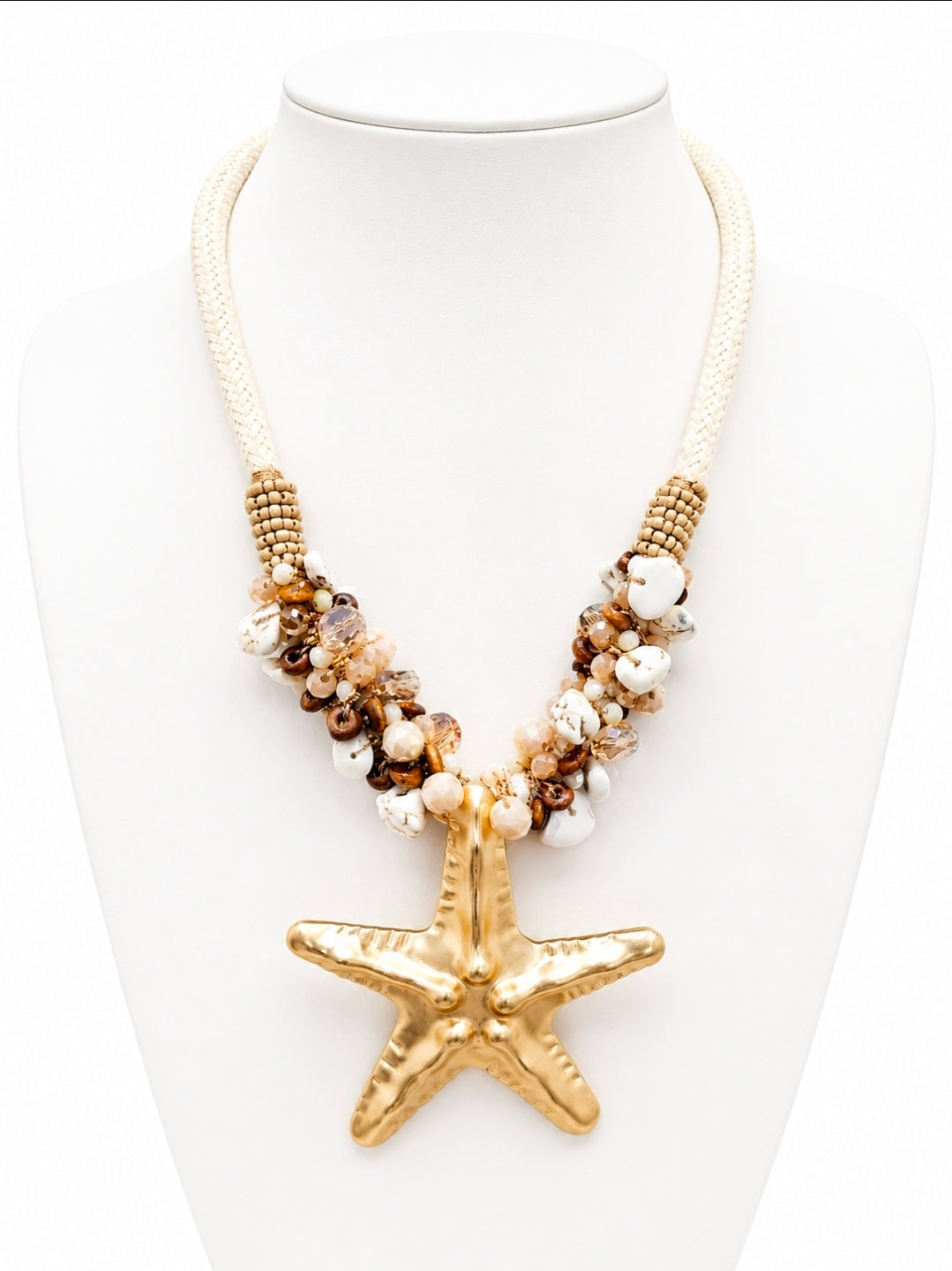 VOGA NECKLACE