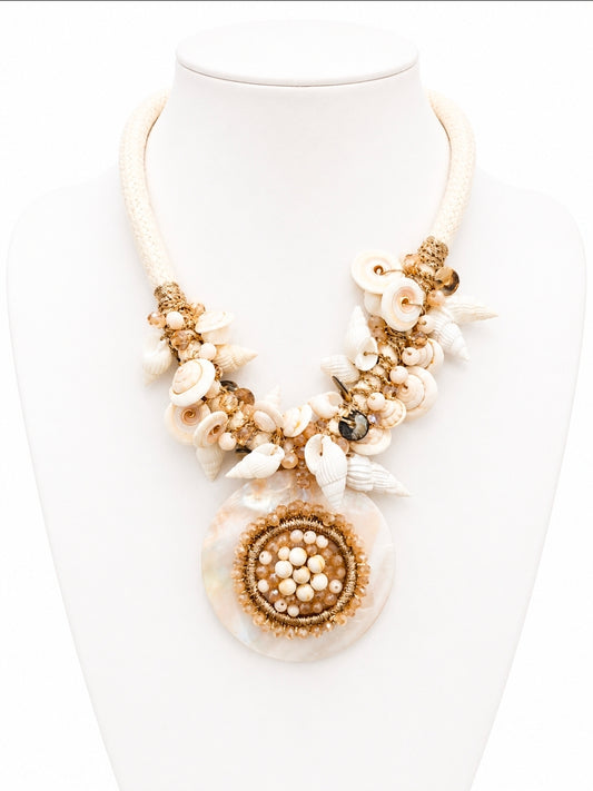 VOGA NECKLACE