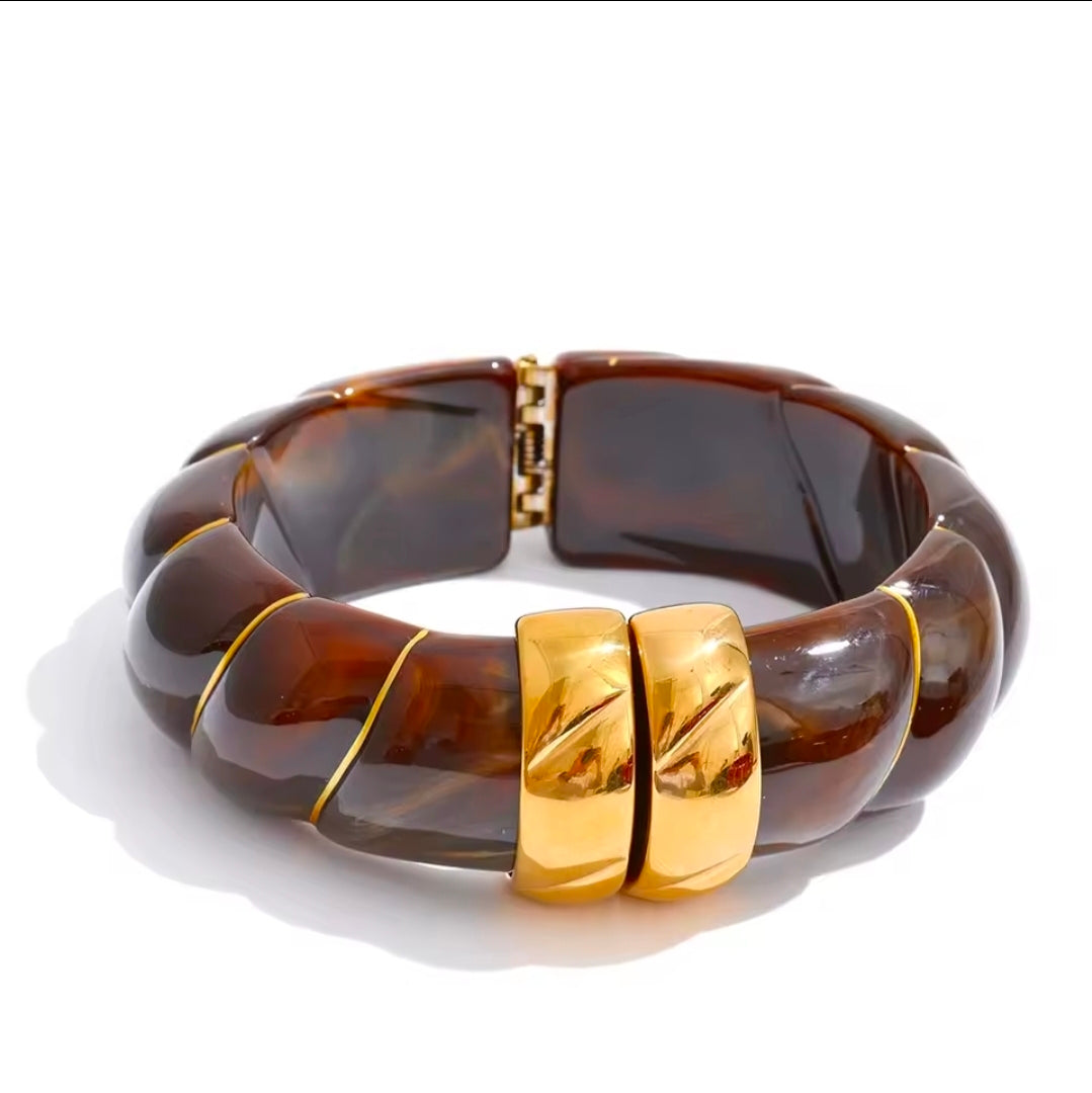 ACRYLIC RESIN BANGLE