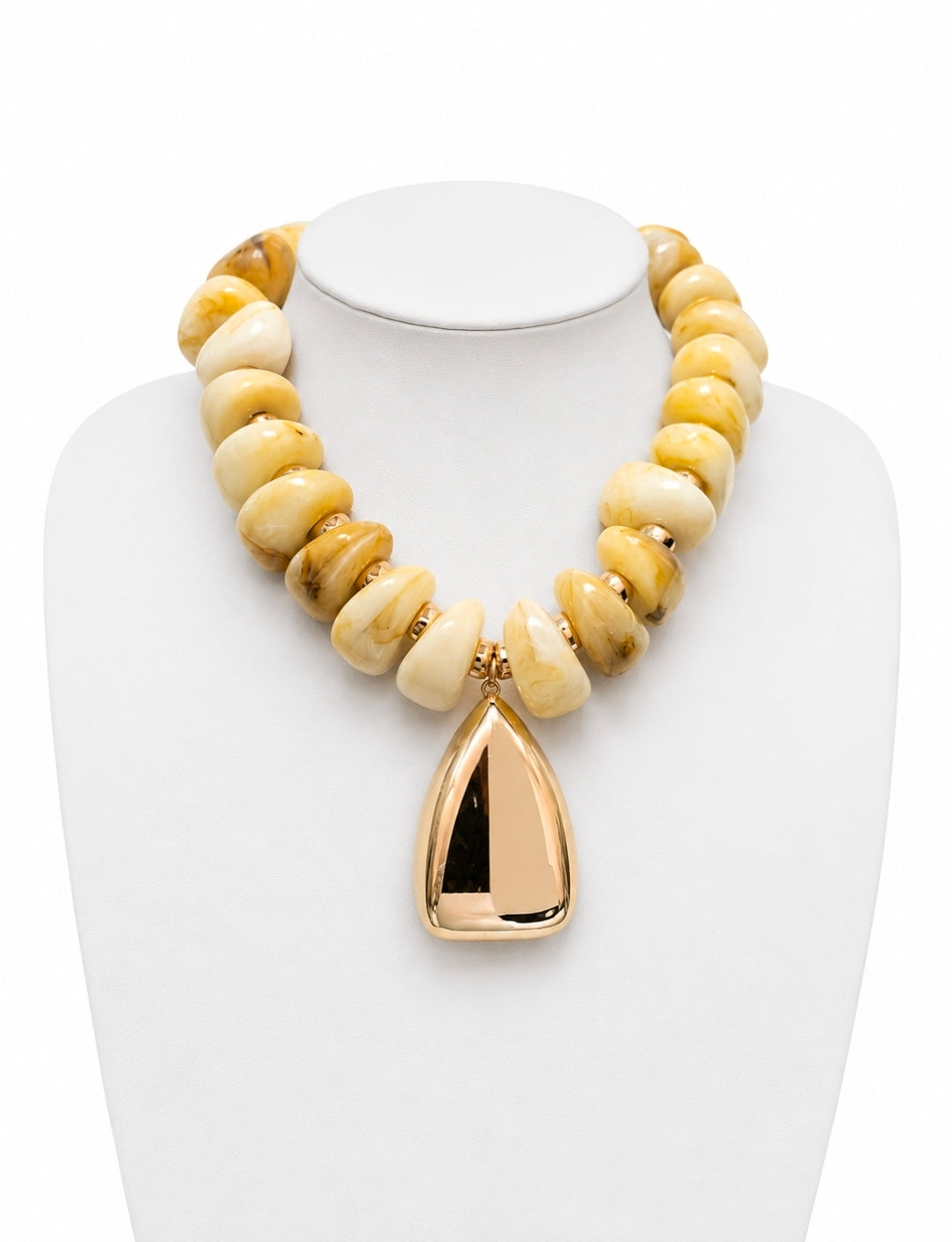 VOGA NECKLACE