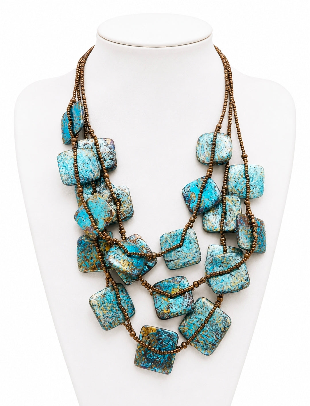 VOGA NECKLACE