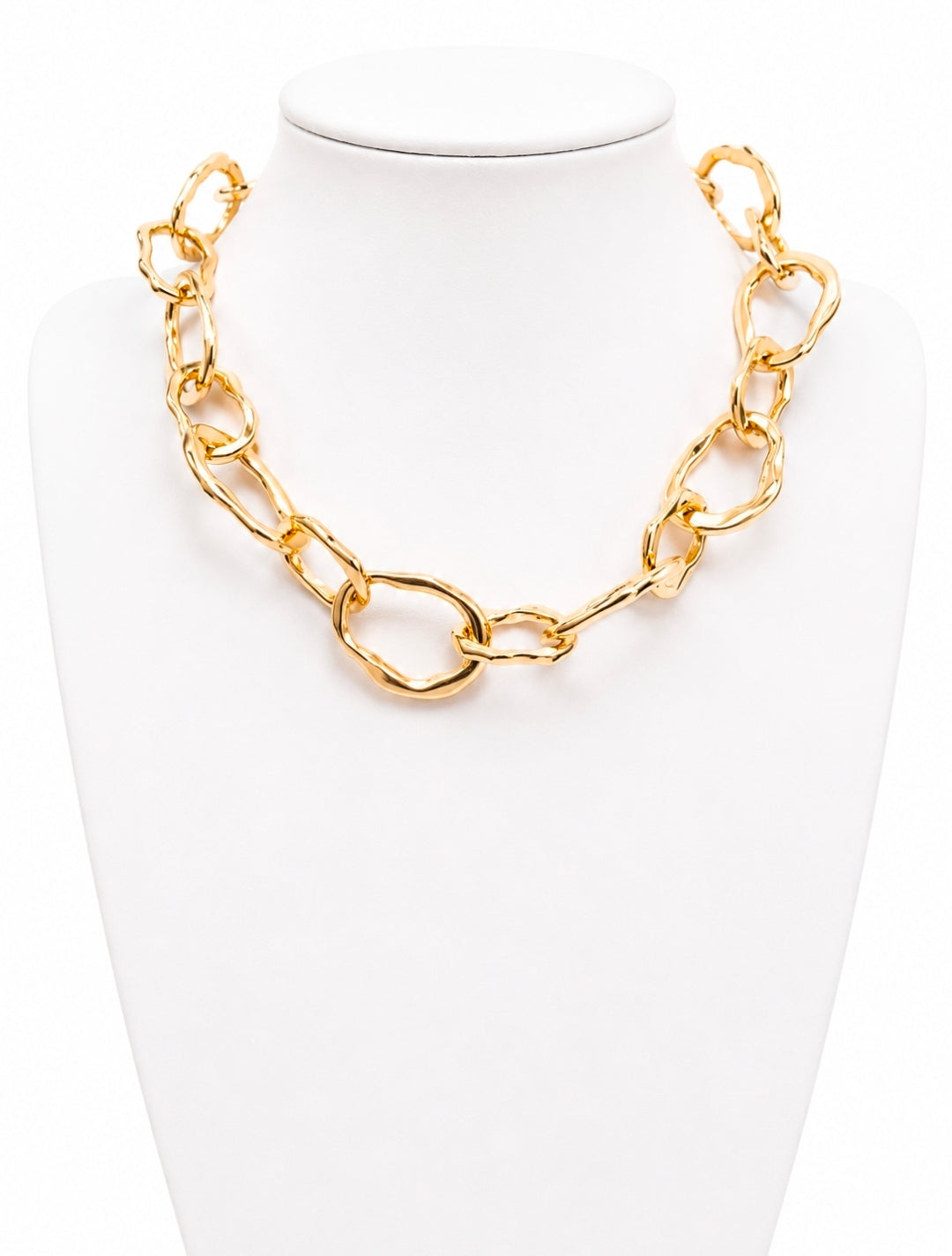 VOGA NECKLACE