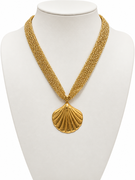 EXCLUSIVE NECKLACE